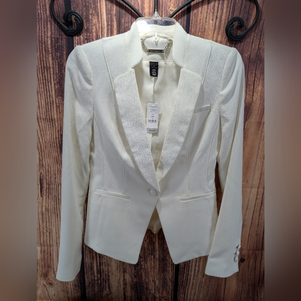 Chic Ivory Women's White House Black Market Tuxedo Blazer NWT Size 0